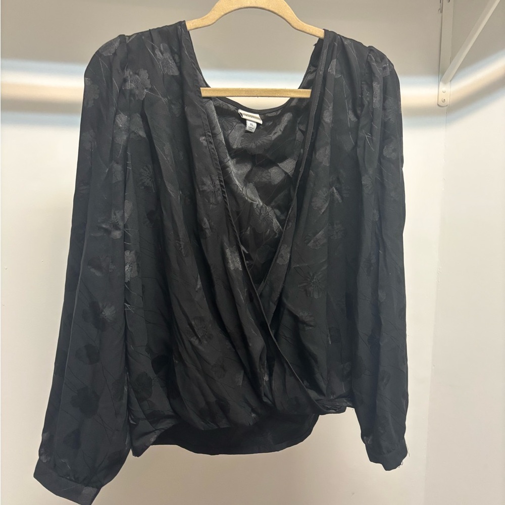 Silk Floral Blouse - Picture 3 of 6